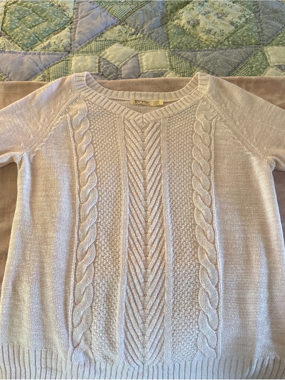 Faded Glory Cream Cable Knit Scoop Neck Sweater